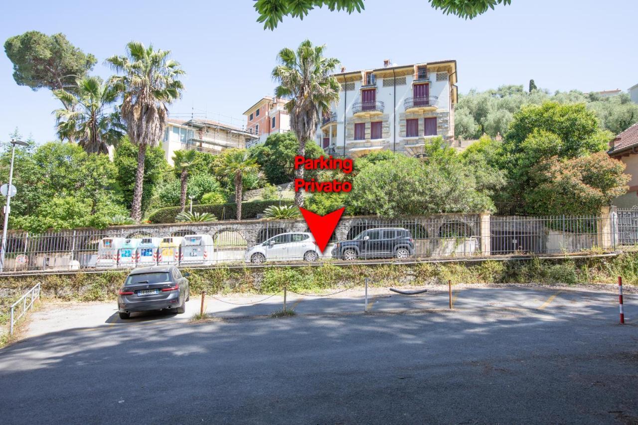 Rapallo Comodo Appartamento Signorile A Due Passi Dal Mare Con Posto Auto Luaran gambar